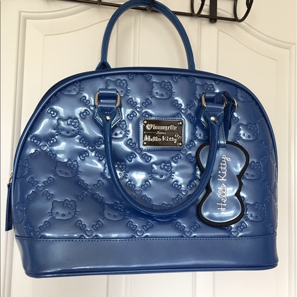 blue hello kitty purse